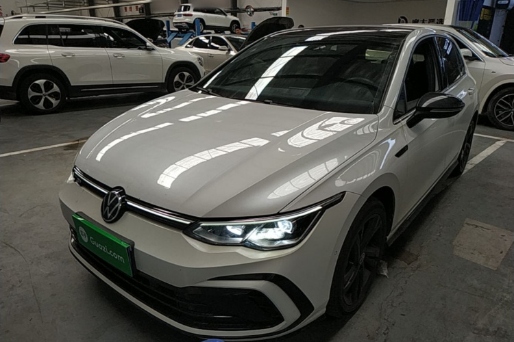 Volkswagen Golf 2023 #2 Volkswagen Golf 2023 car image #2