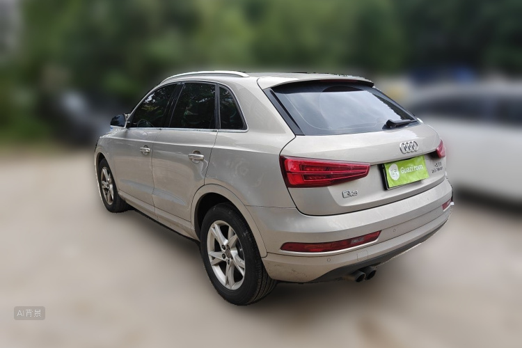 Audi Q3 2017 car image #5