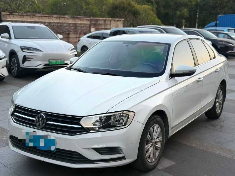 Volkswagen Bora 2017 Volkswagen Bora 2017 car image