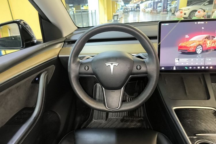 Tesla Model Y 2022 #11 Tesla Model Y 2022 car image #11