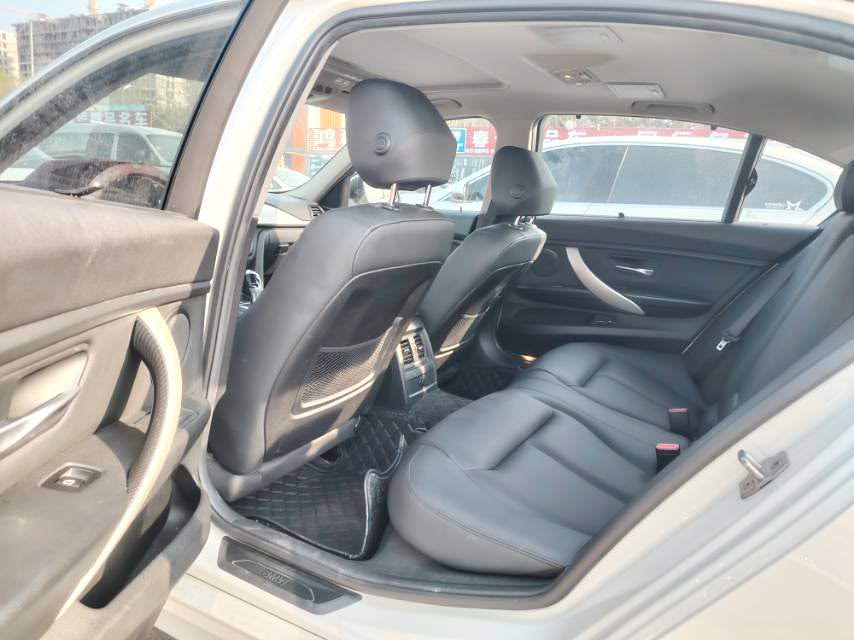 BMW 3 Series 2015 car image #3