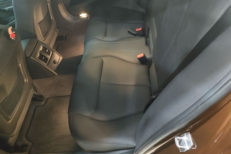 BMW 3 Series 2017 #17 BMW 3 Series 2017 car image #17