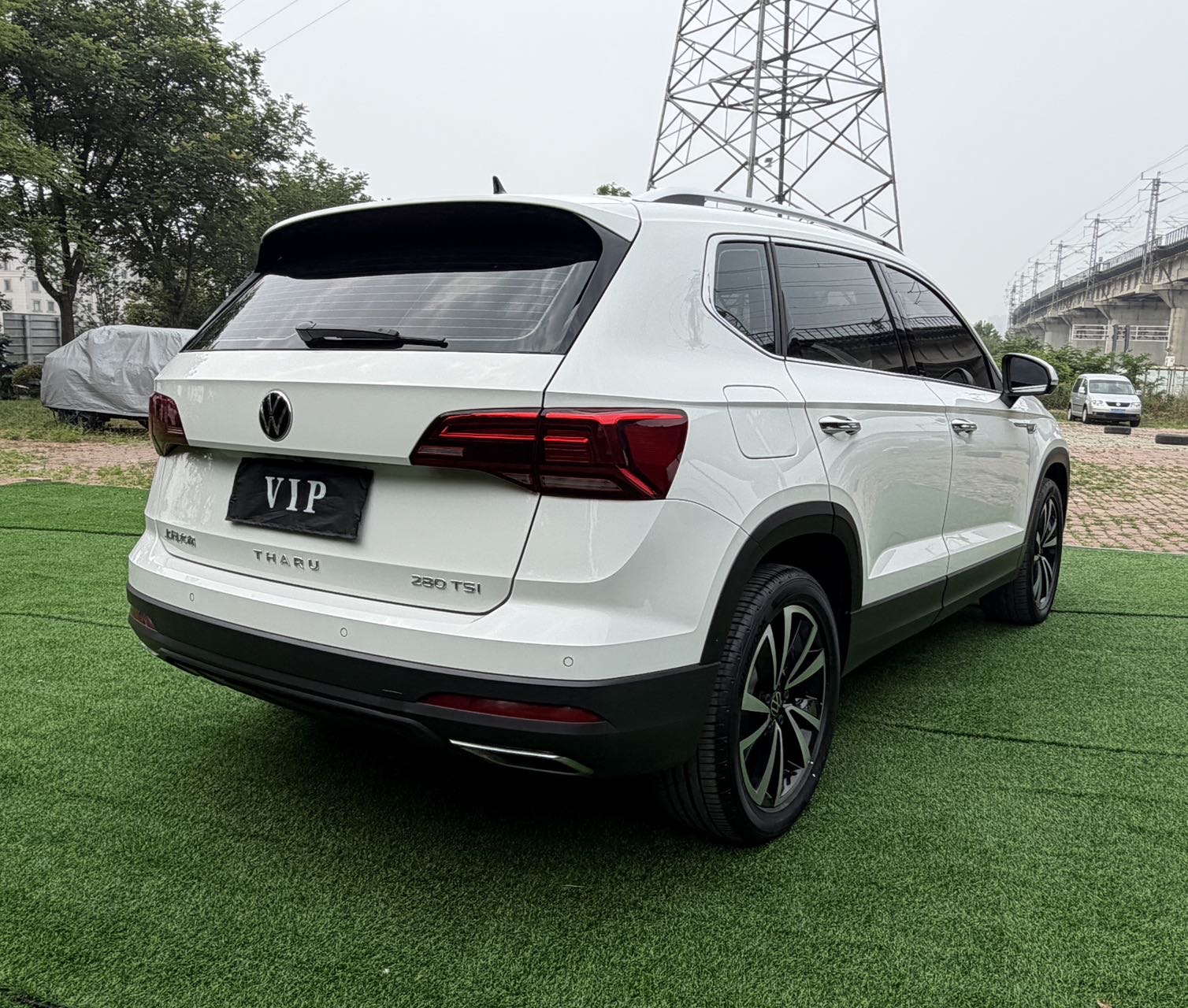 Volkswagen Tharu 2022 car image #6