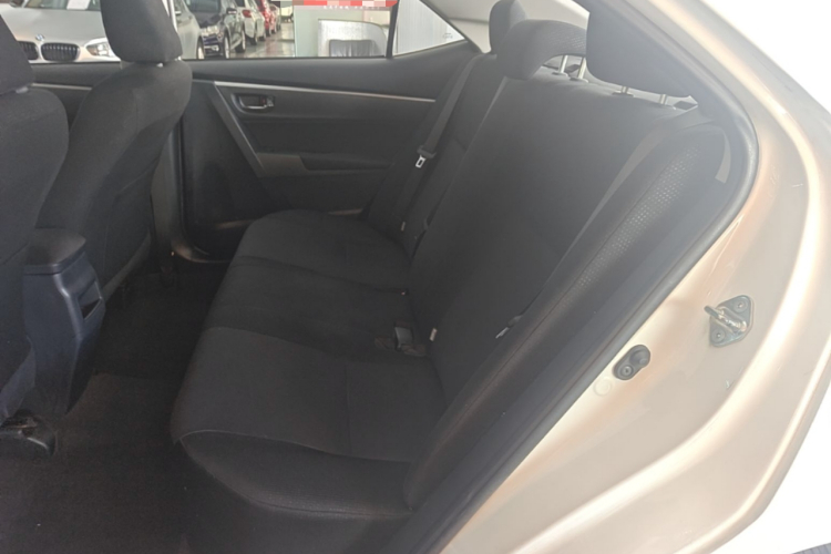 Toyota Corolla 2016 car image #17