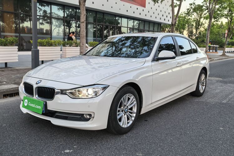 BMW 3 Series 2017 #10 BMW 3 Series 2017 car image #10