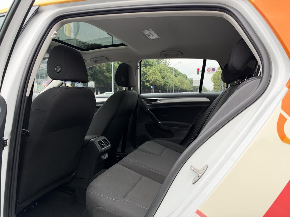 Volkswagen Golf 2020 immagine di auto #9