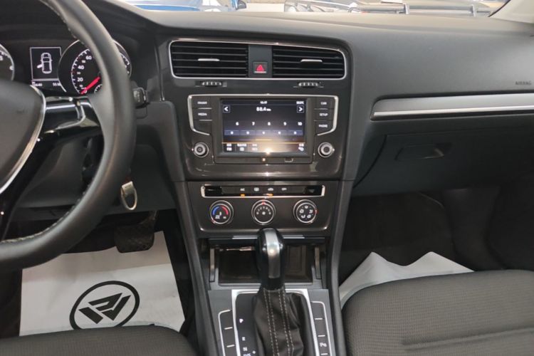Volkswagen Golf 2017 #13 Volkswagen Golf 2017 car image #13
