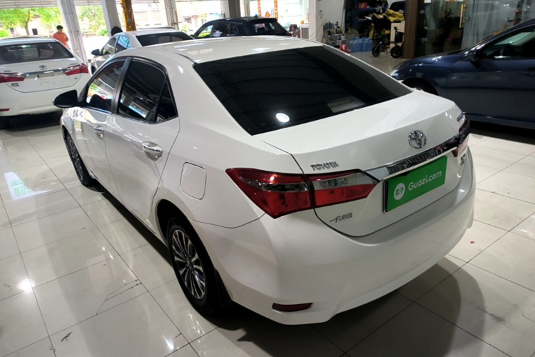 Toyota Corolla 2018 изображение автомобиля #7