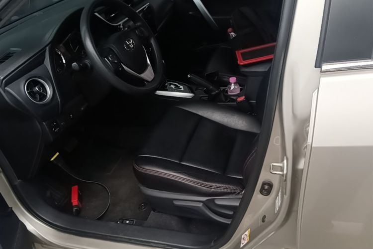 Toyota Corolla 2017 #19 Toyota Corolla 2017 car image #19