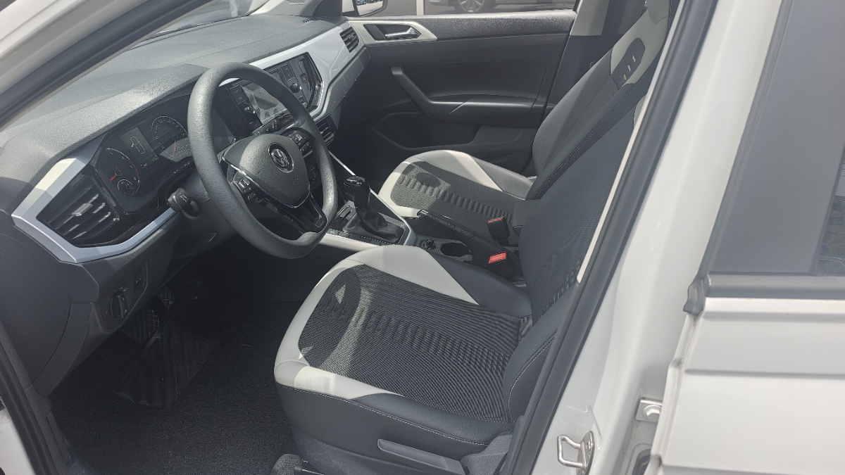 Volkswagen Polo 2019 car image #6