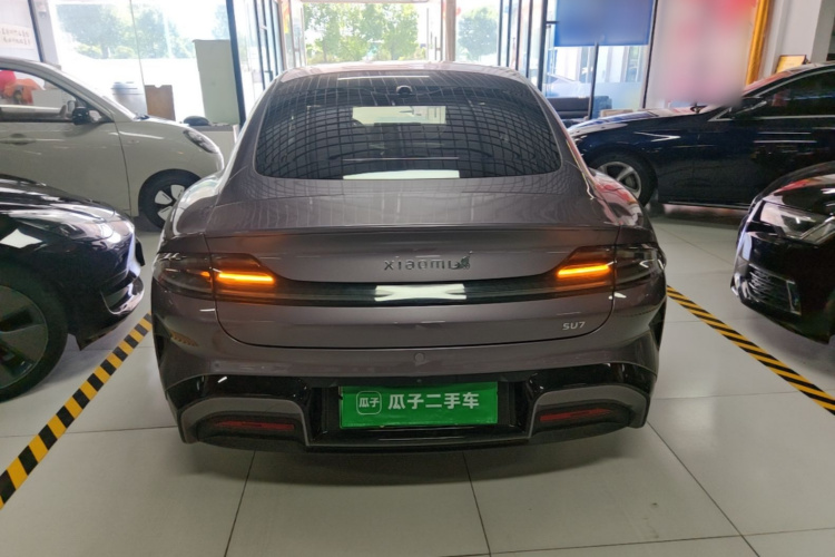MI SU7 2025 car image #6