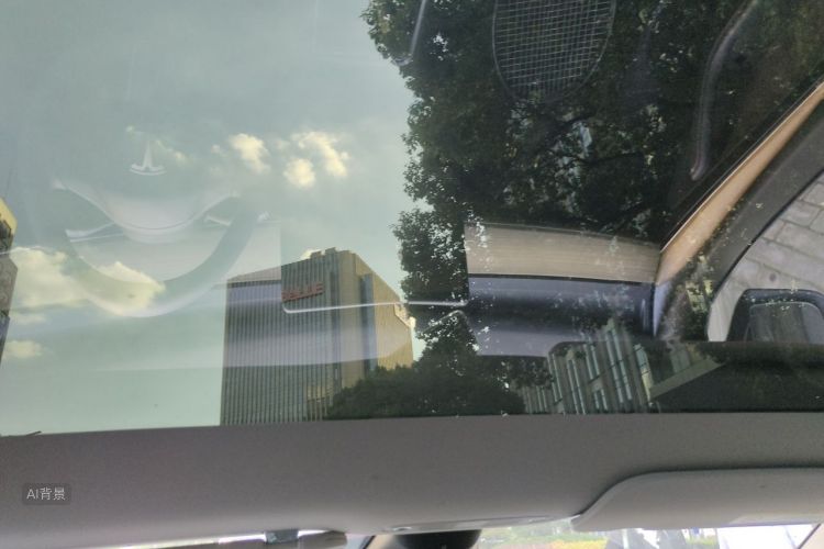 Tesla Model Y 2023 car image #20