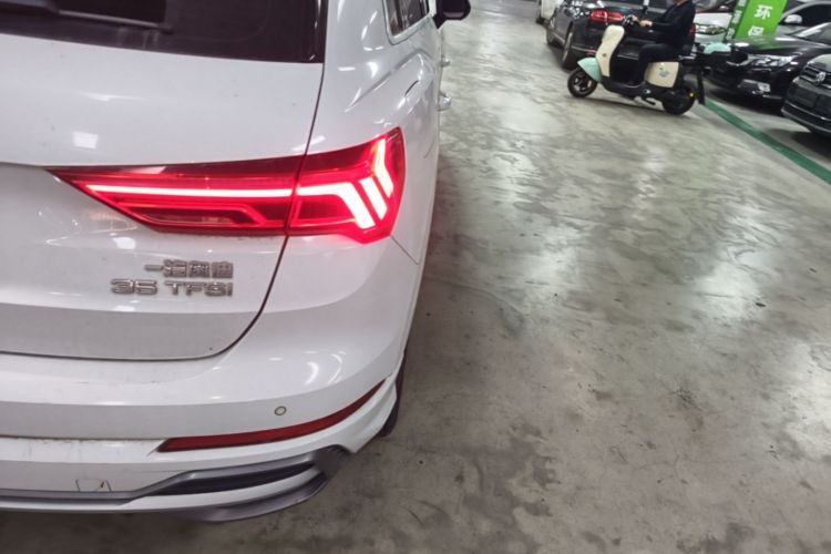 Audi Q3 2020 #8 Audi Q3 2020 car image #8