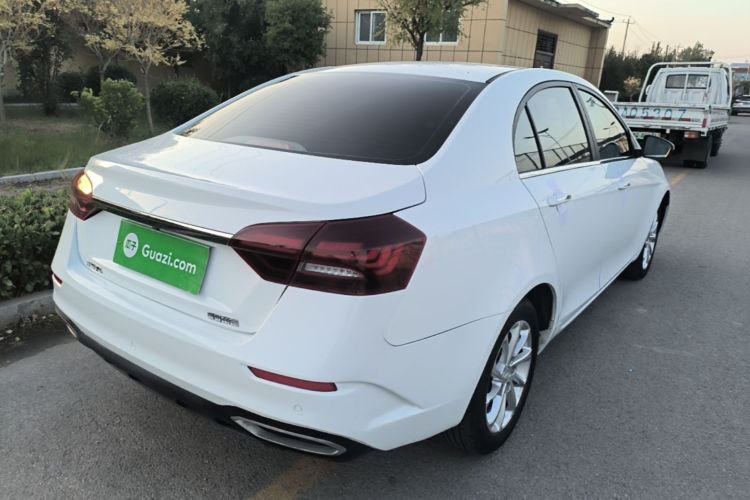 GEELY Emgrand 2020 #7 GEELY Emgrand 2020 imagem de carro #7