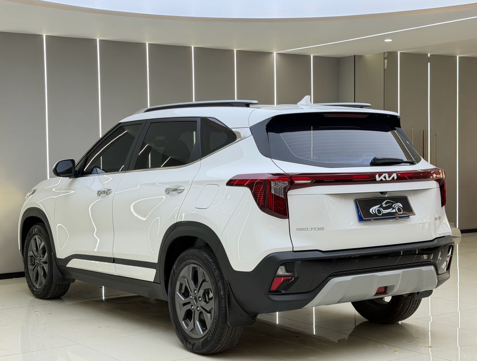 Kia Seltos 2024 imagen de coche #7