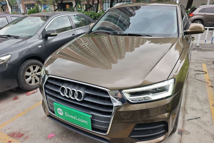 Audi Q3 2019 car image #3