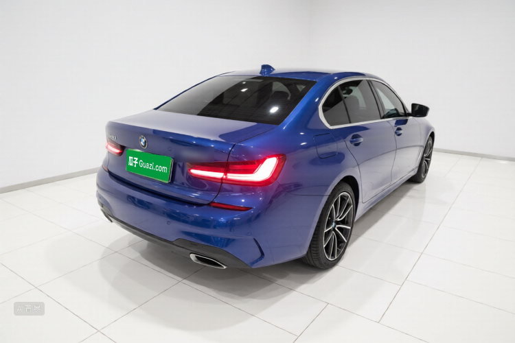 BMW 3 Series 2021 car image #7