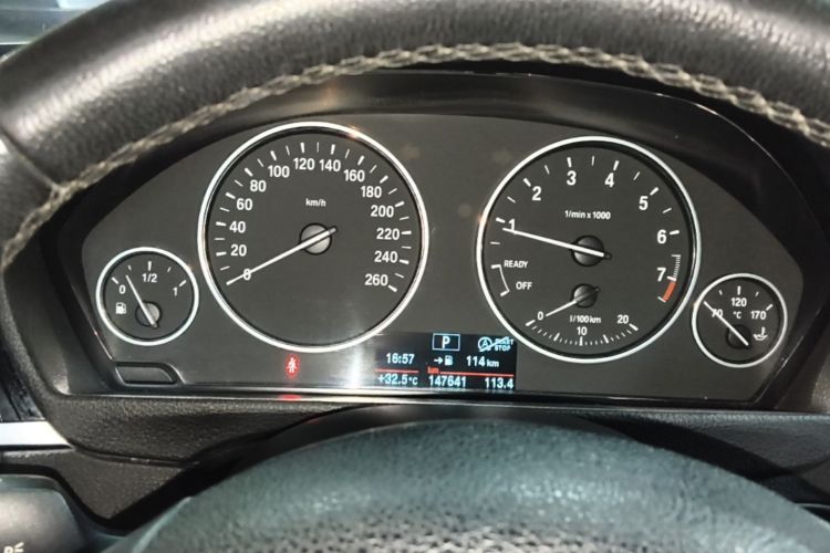 BMW 3 Series 2017 #12 BMW 3 Series 2017 car image #12