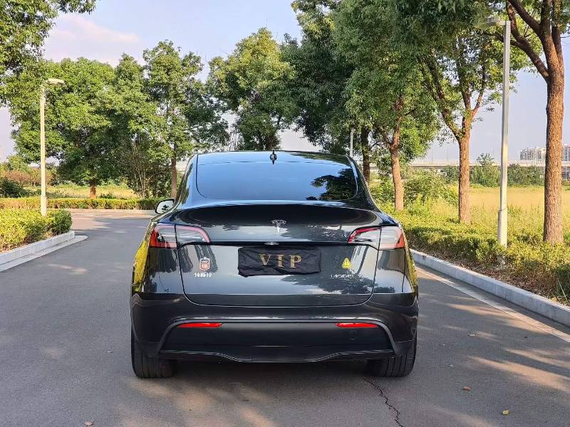 Tesla Model Y 2024 #9 Tesla Model Y 2024 image de voiture #9