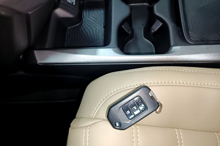 Honda CR-V 2019 #9 Honda CR-V 2019 car image #9