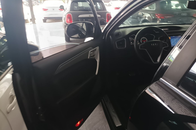 GEELY Vision X6 2017 car image #16