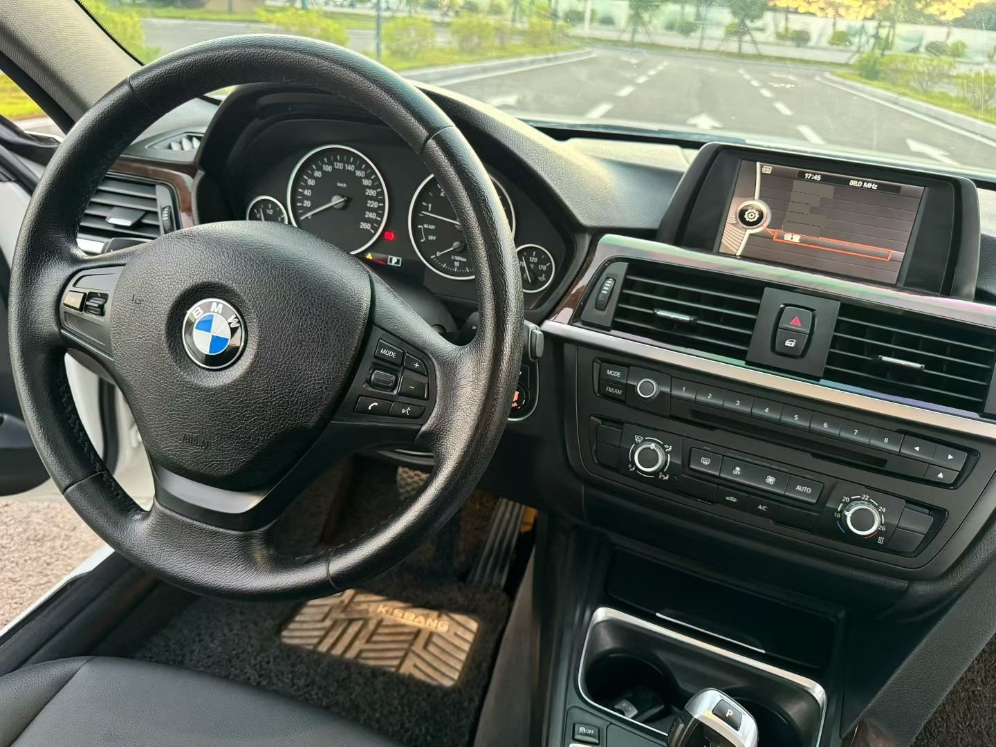 BMW 3 Series 2013 #7 BMW 3 Series 2013 car image #7