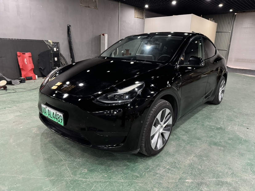 Tesla Model Y 2023 Tesla Model Y 2023 car image