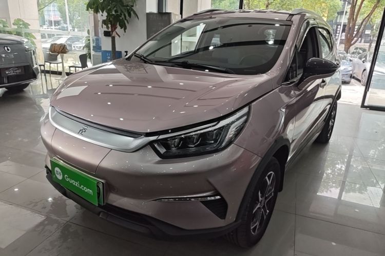 BYD Yuan Pro 2023 #2 BYD Yuan Pro 2023 car image #2