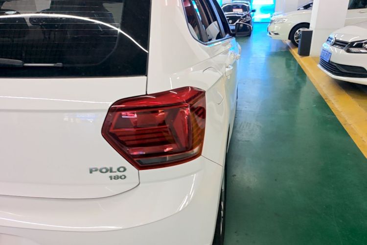 Volkswagen Polo 2020 car image #8