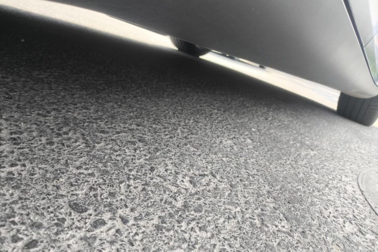 Tesla Model Y 2023 car image #24