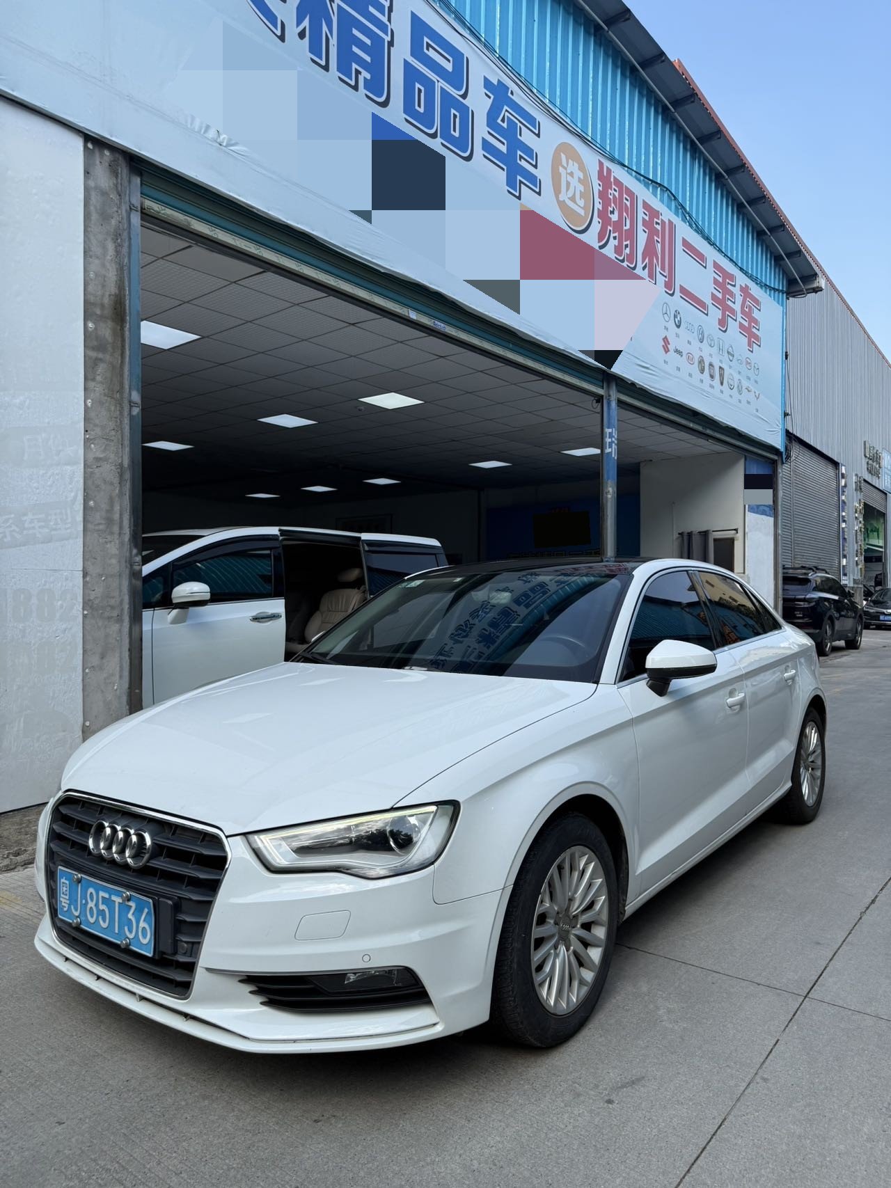 2016 2016 car image