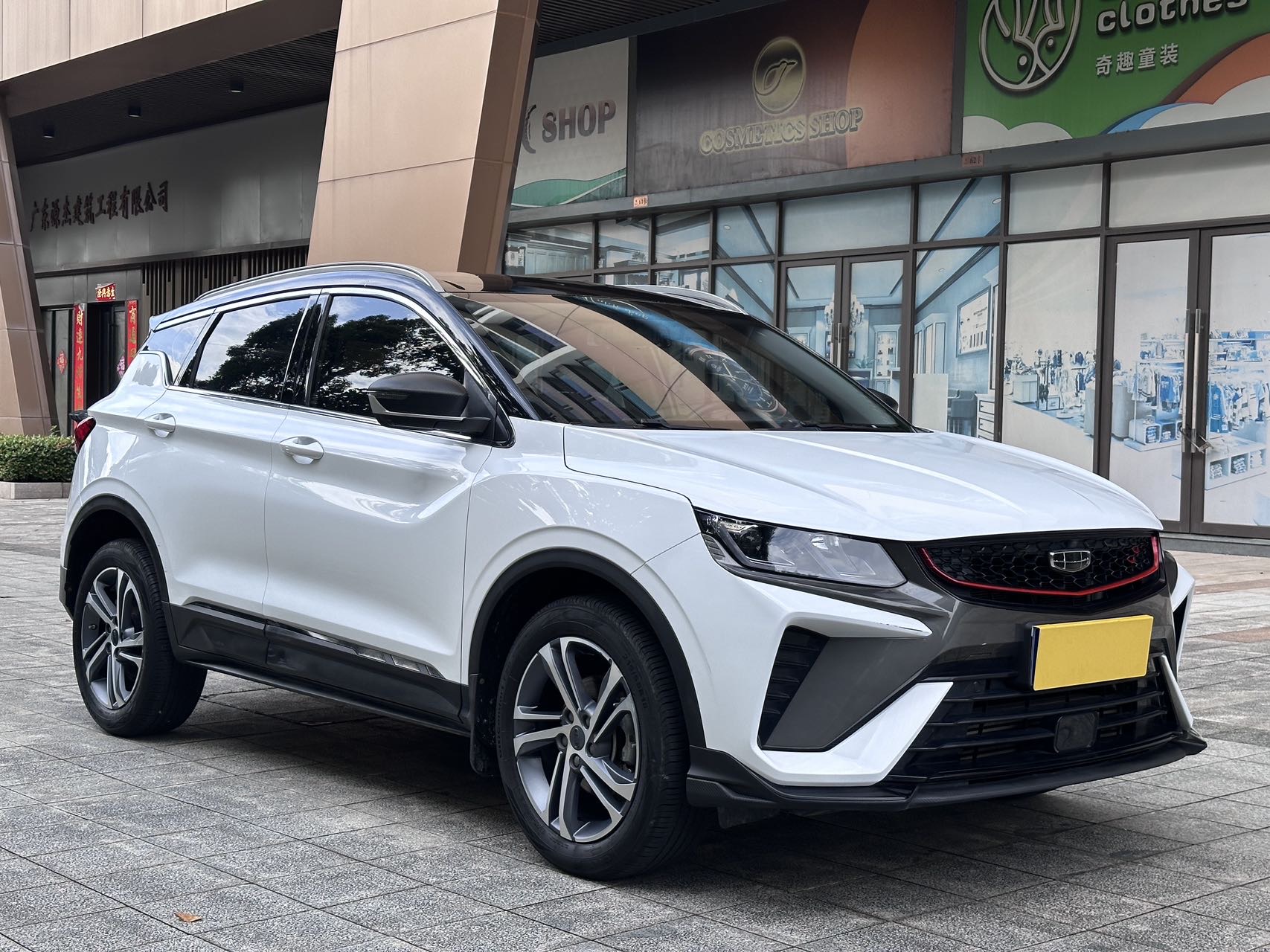 GEELY Coolray 2022 immagine di auto #3