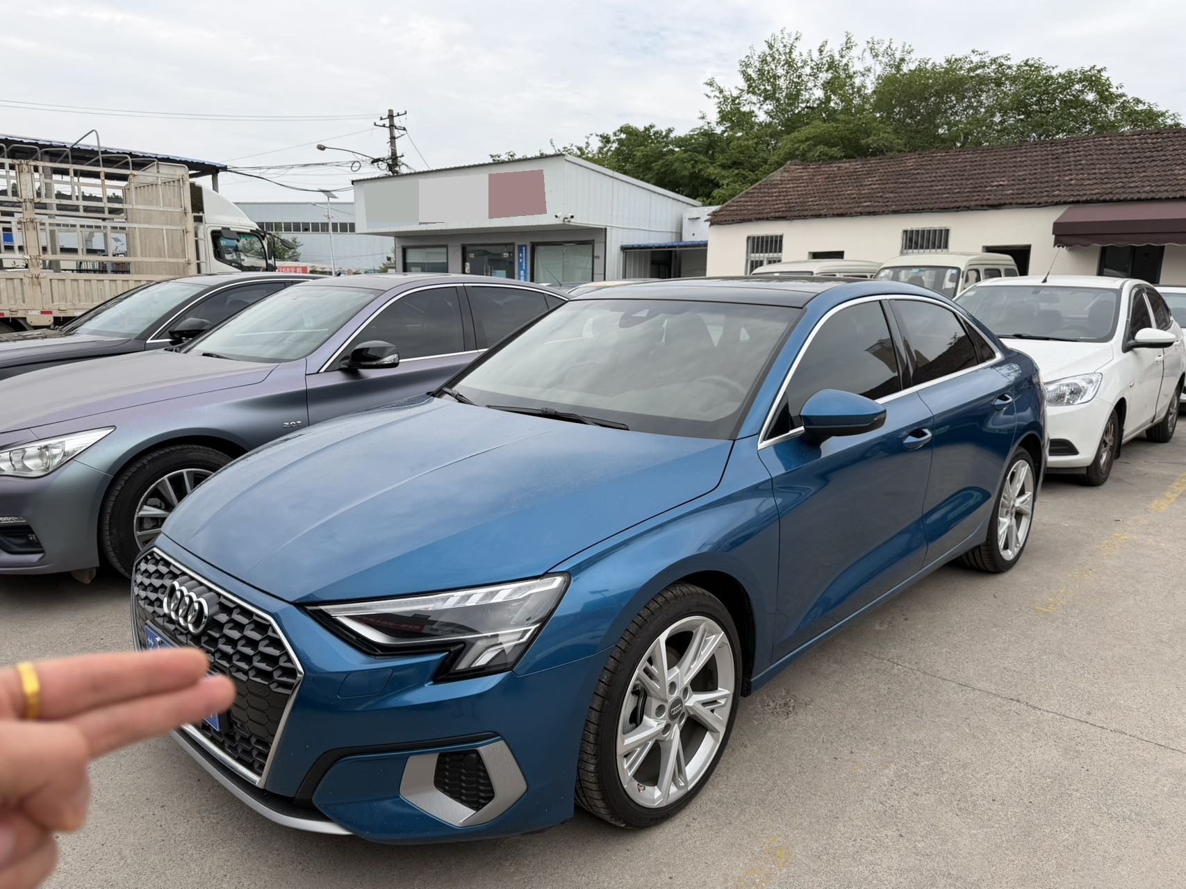 2022 2022 car image