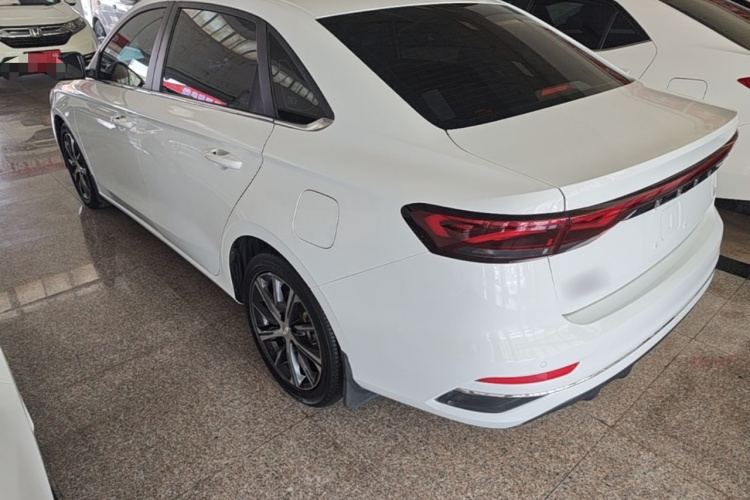 GEELY Emgrand 2022 car image #5