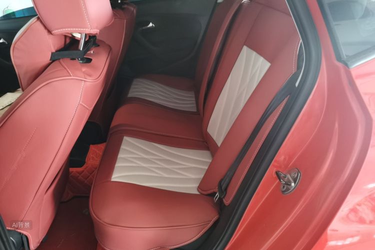 Volkswagen Polo 2018 car image #19
