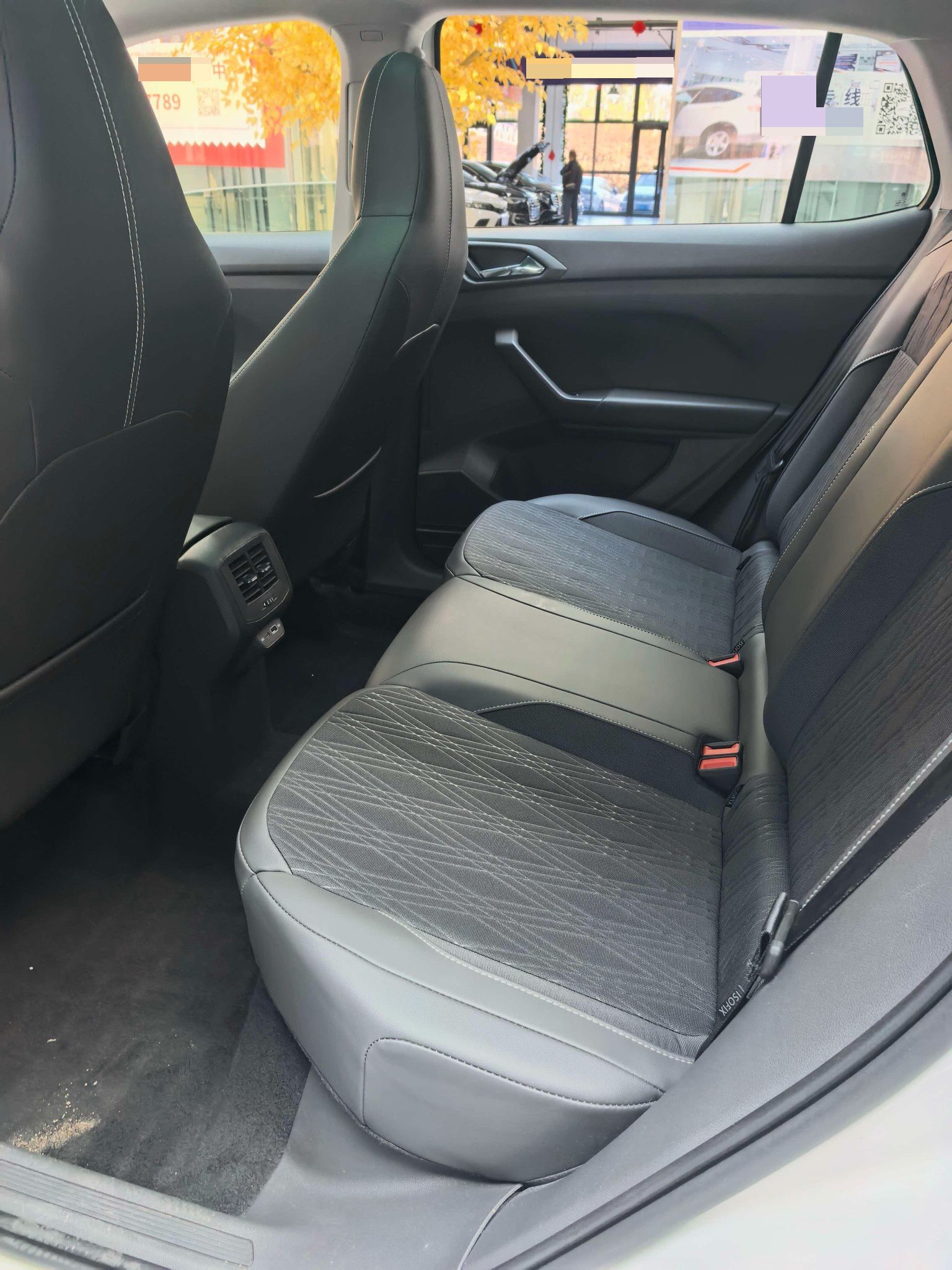 Volkswagen T-Cross 2022 صورة سيارة #11