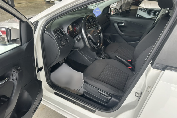 Volkswagen Polo 2018 #20 Volkswagen Polo 2018 car image #20