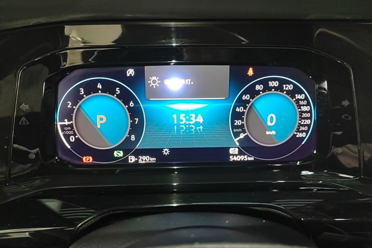 Volkswagen Golf 2021 car image #12