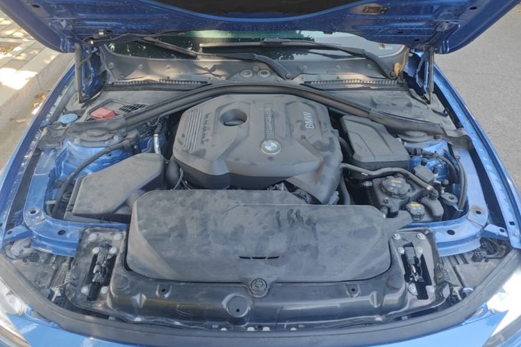 BMW 3 Series 2018 #22 BMW 3 Series 2018 car image #22