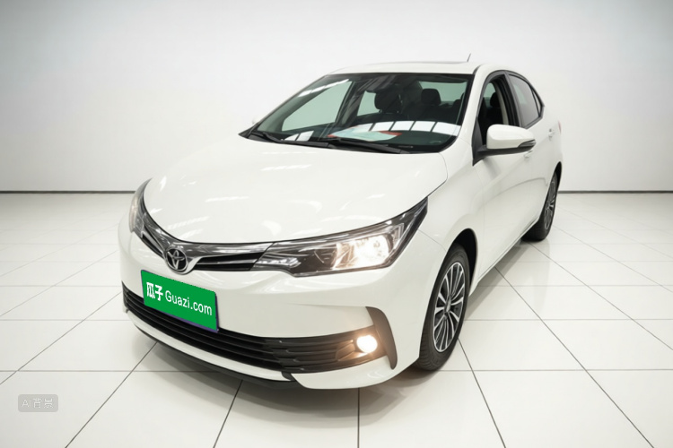 Toyota Corolla 2018 immagine di auto #2