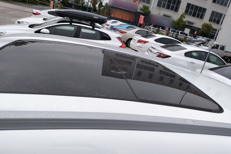 GEELY Coolray 2020 immagine di auto #25