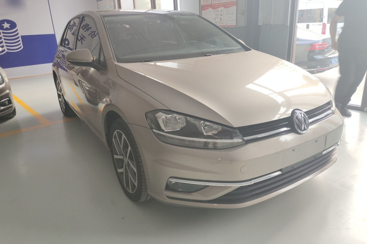 Volkswagen Golf 2020 изображение автомобиля #4