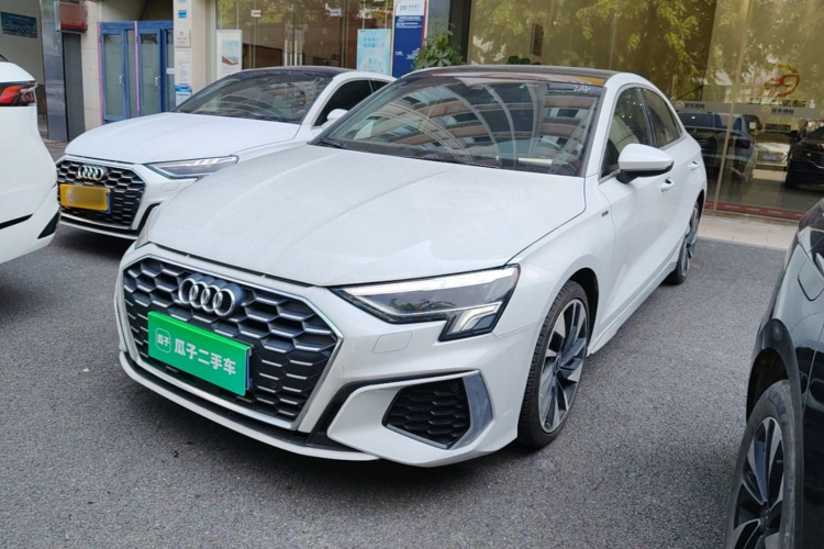 Audi A3 2024 car image #2