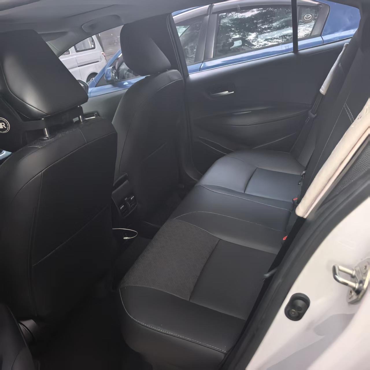 2025 car image #6
