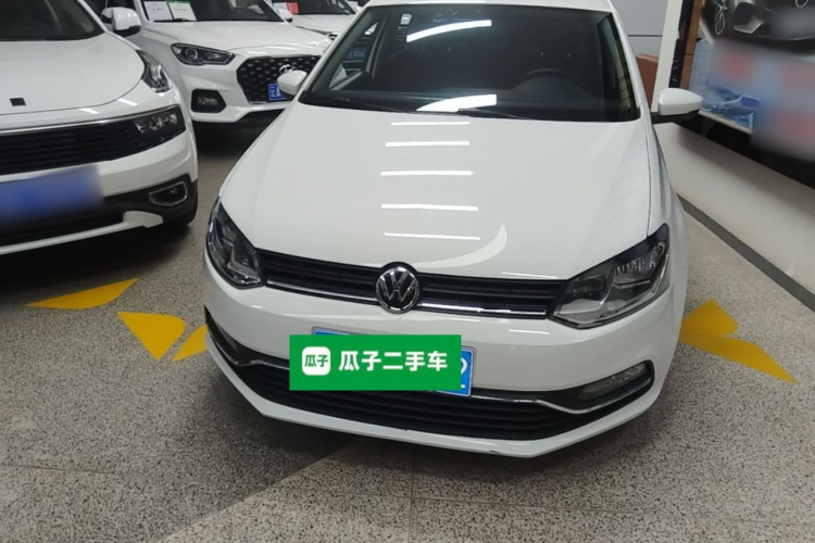 Volkswagen Polo 2017 car image #3