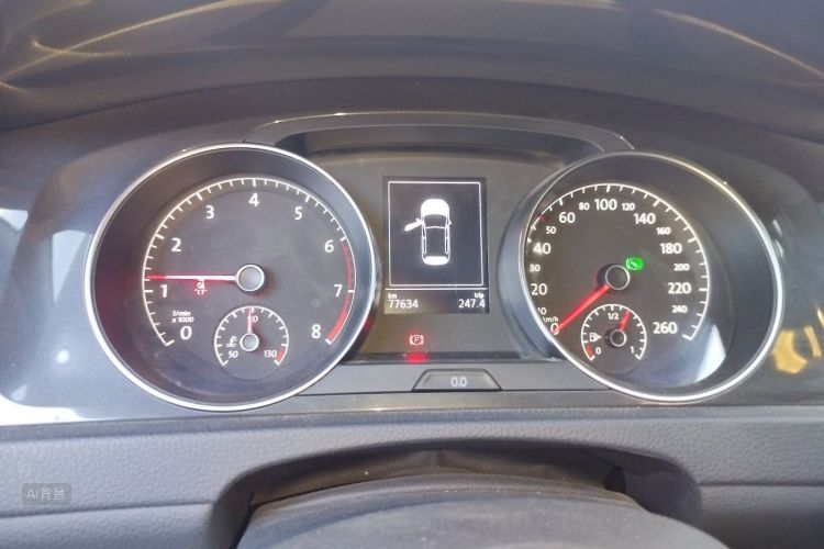 Volkswagen Golf 2020 immagine di auto #13
