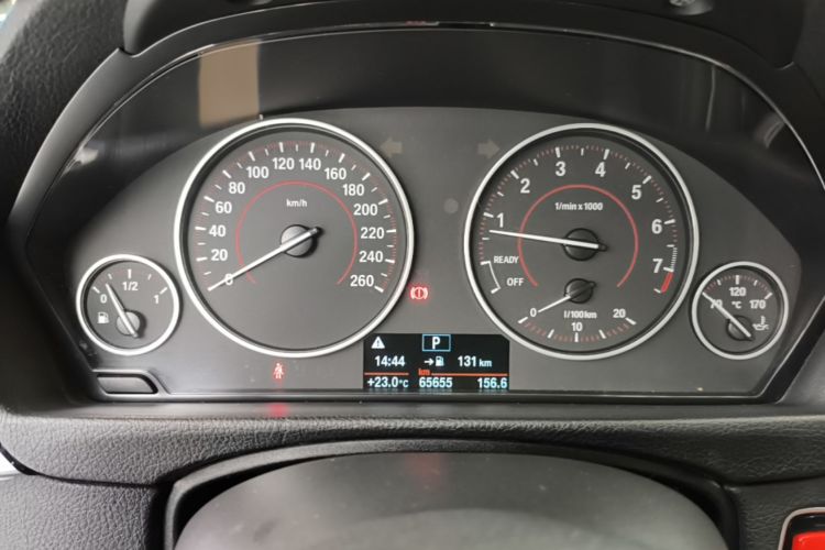 BMW 3 Series 2017 #12 BMW 3 Series 2017 car image #12