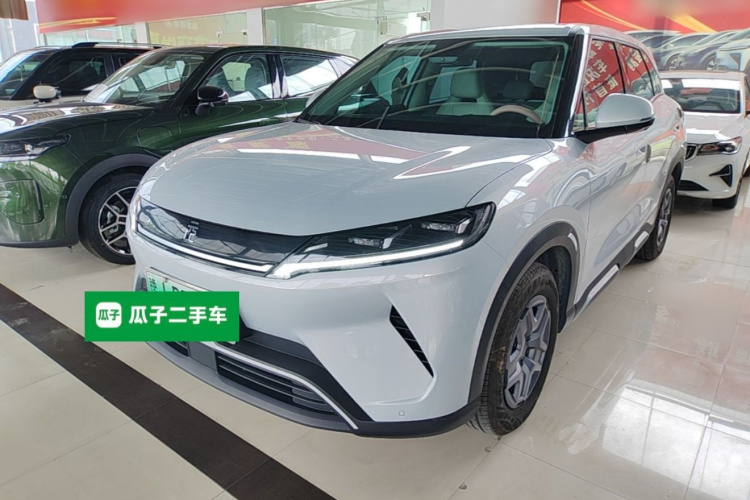 BYD YuanUP 2025 #2 BYD YuanUP 2025 car image #2