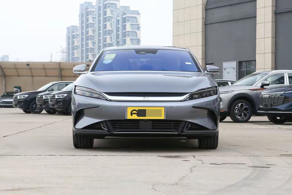 BYD Han 2024 car image #2