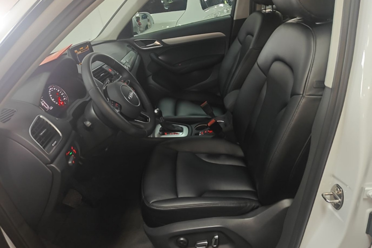 Audi Q3 2017 #19 Audi Q3 2017 car image #19
